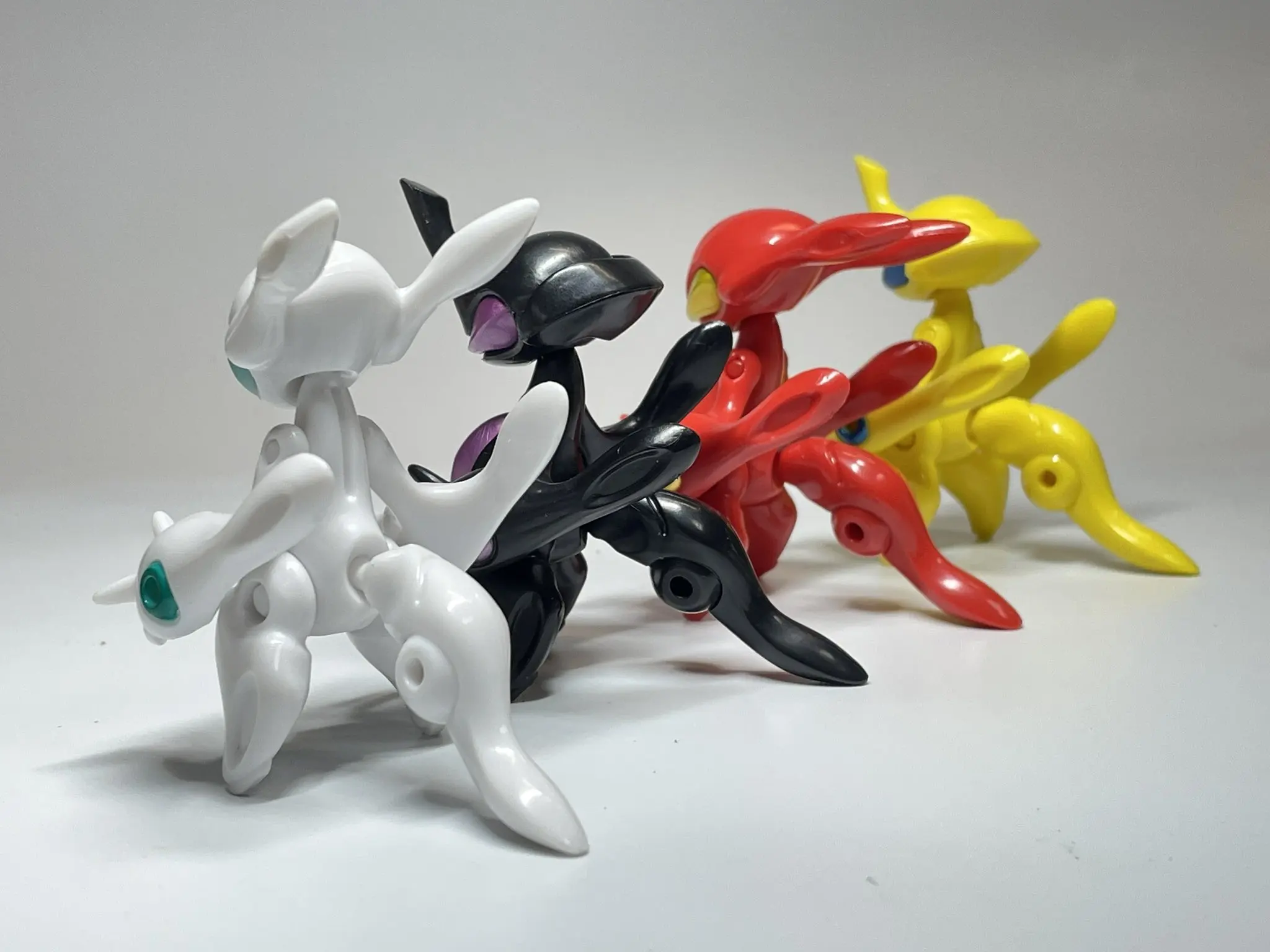 Zabawki kapsułkowe SO-TA Cool  – Model Kit Robot recenzja i cena